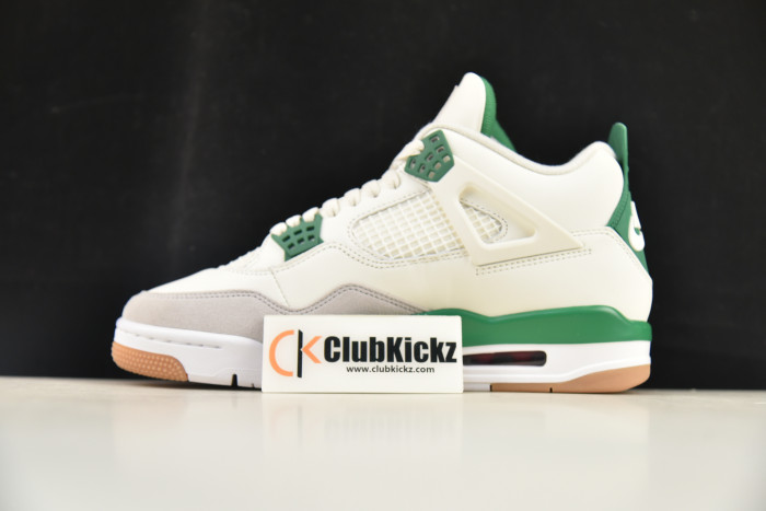 Jordan 4 Retro SB Pine Green - DR5415-103