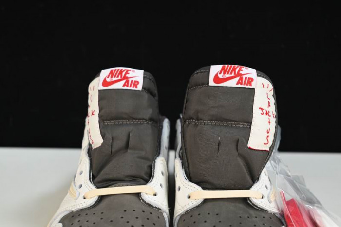 Air Jordan 1 Travis Scott Low DM7866-162