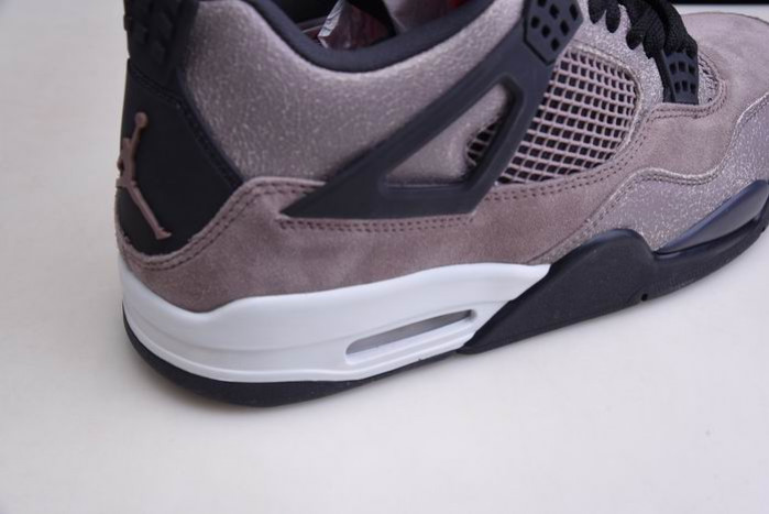 Air Jordan 4 Retro "Taupe Haze" DB0732-200