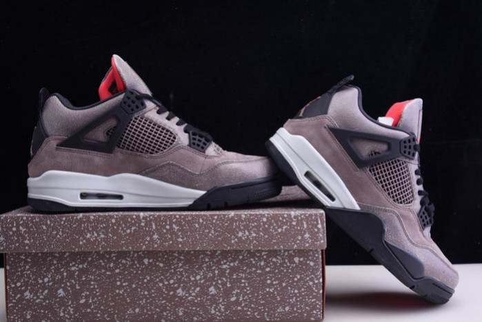 Air Jordan 4 Retro "Taupe Haze" DB0732-200