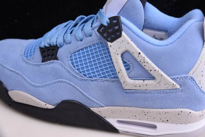 Air Jordan 4 SE “University Blue” CT8527-400