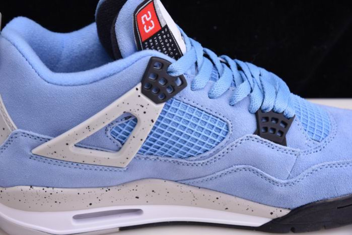 Air Jordan 4 SE “University Blue” CT8527-400
