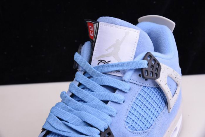 Air Jordan 4 SE “University Blue” CT8527-400