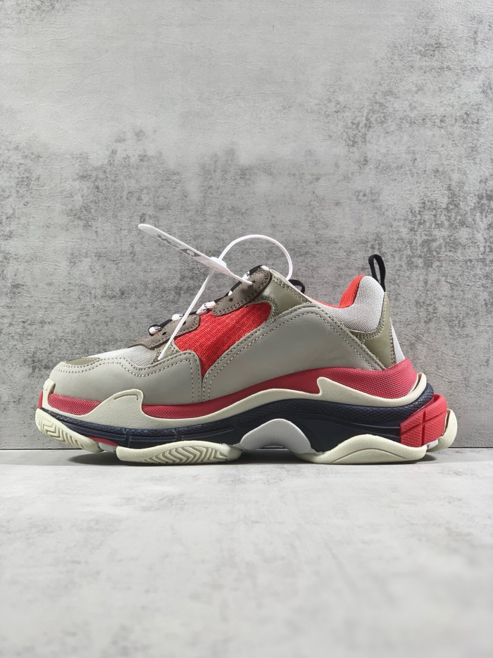 BALCIA TRIPLE S SNEAKER