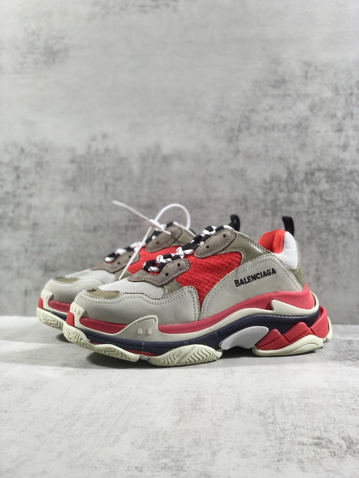 BALCIA TRIPLE S SNEAKER