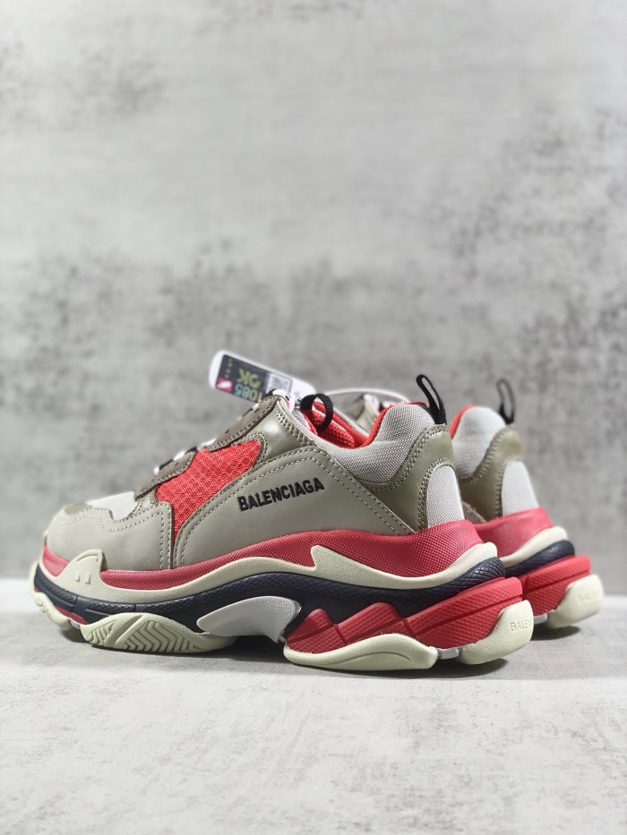 BALCIA TRIPLE S SNEAKER