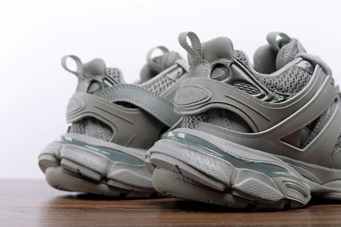 BALCIA Track SNEAKER