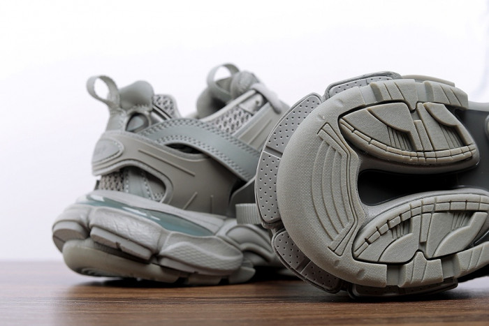 BALCIA Track SNEAKER