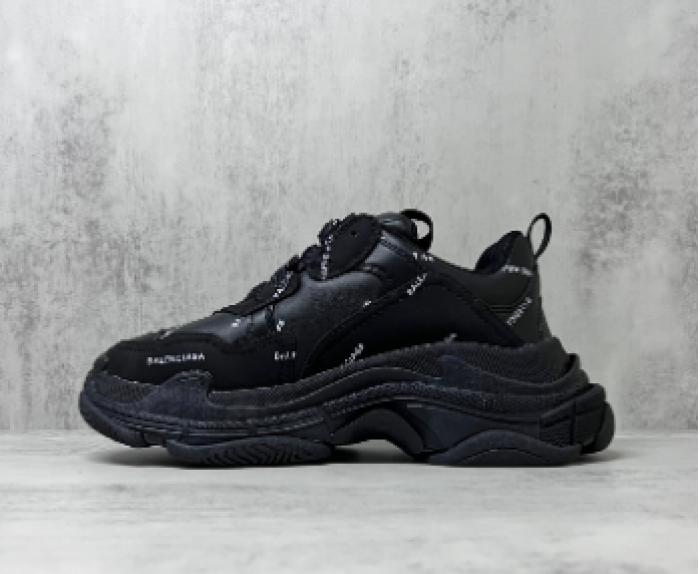 BALCIA TRIPLE S SNEAKER