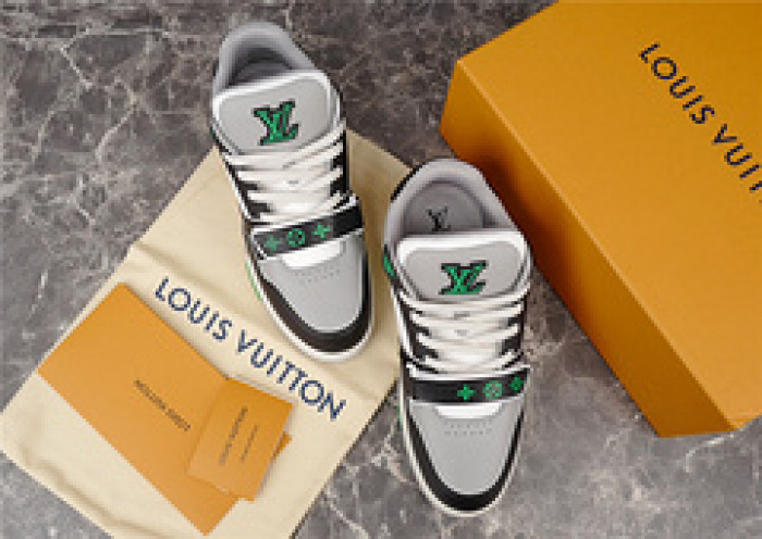 LUSV SNEAKERS
